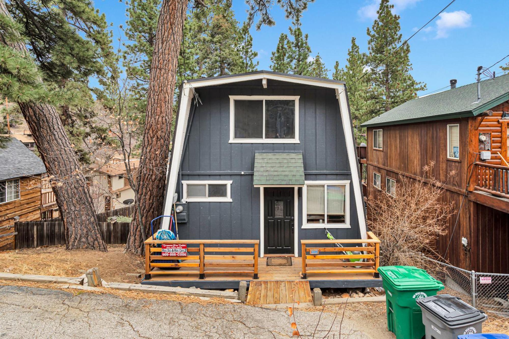 Cozy Crescent Tree Cabin Near Bear Mountain Біг-Бер-Лейк Екстер'єр фото